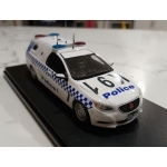 Signal 1 Victorian Police VF2 Commodore Divvy Van 1/43 Ltd. Ed.